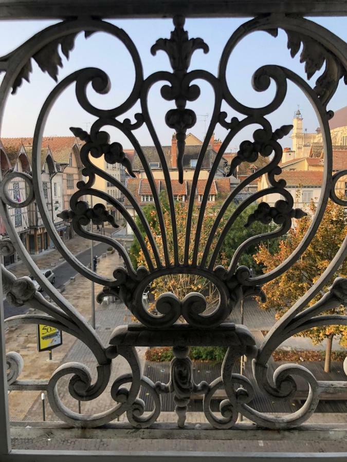 טרואה Au Coeur De Ville מראה חיצוני תמונה